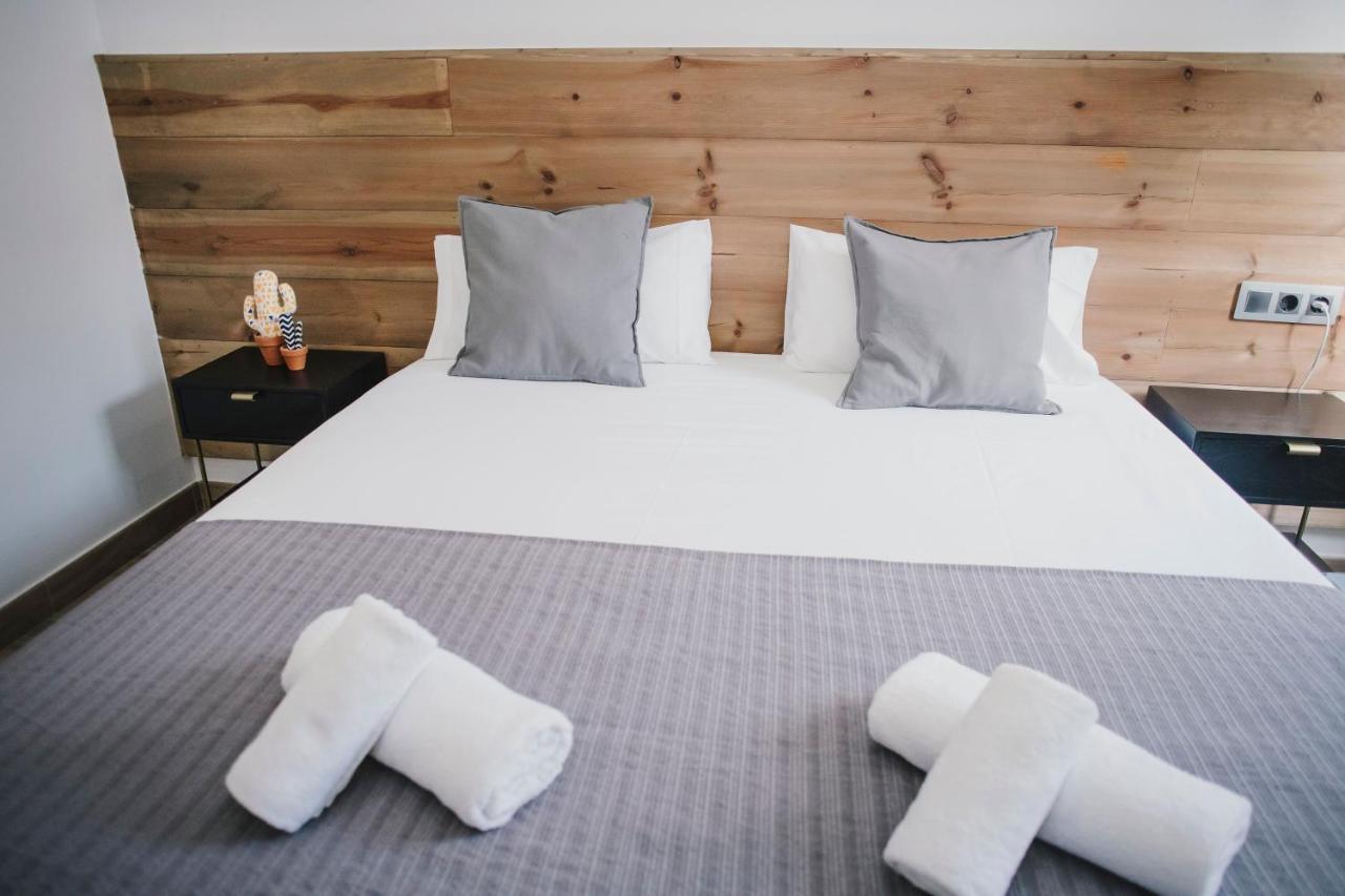 Bbarcelona Fira Superior Flats Apartment ภายนอก รูปภาพ