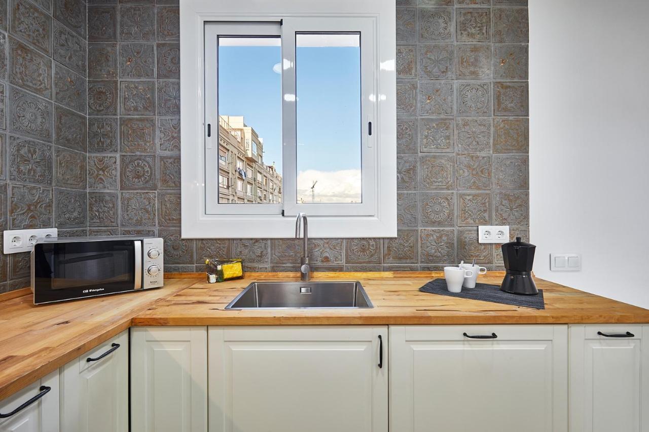 Bbarcelona Fira Superior Flats Apartment ภายนอก รูปภาพ