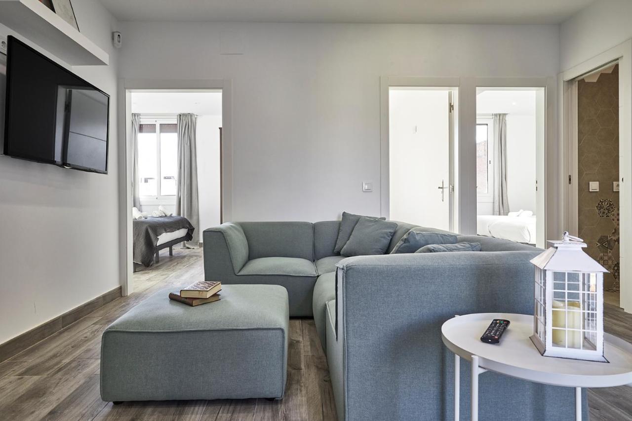 Bbarcelona Fira Superior Flats Apartment ภายนอก รูปภาพ